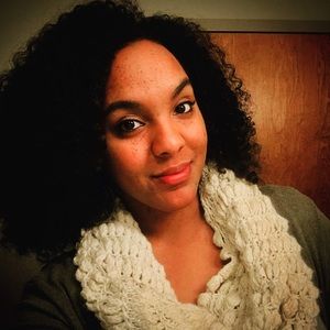 Meet your Posher, Alexandra